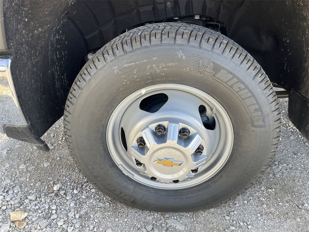 2025 Chevrolet Silverado 3500 HD Chassis Cab Work Truck