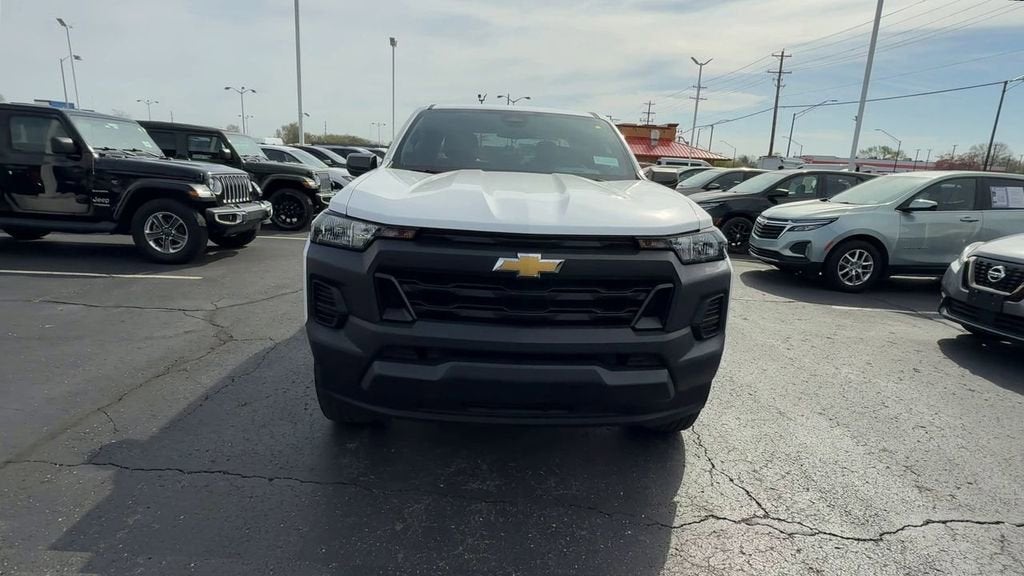 2024 Chevrolet Colorado WT