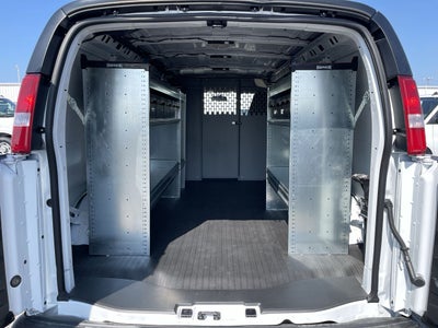 2025 Chevrolet Express Cargo WT