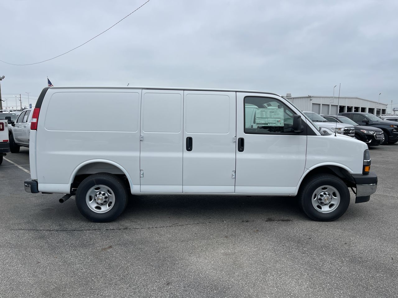 2025 Chevrolet Express Cargo WT