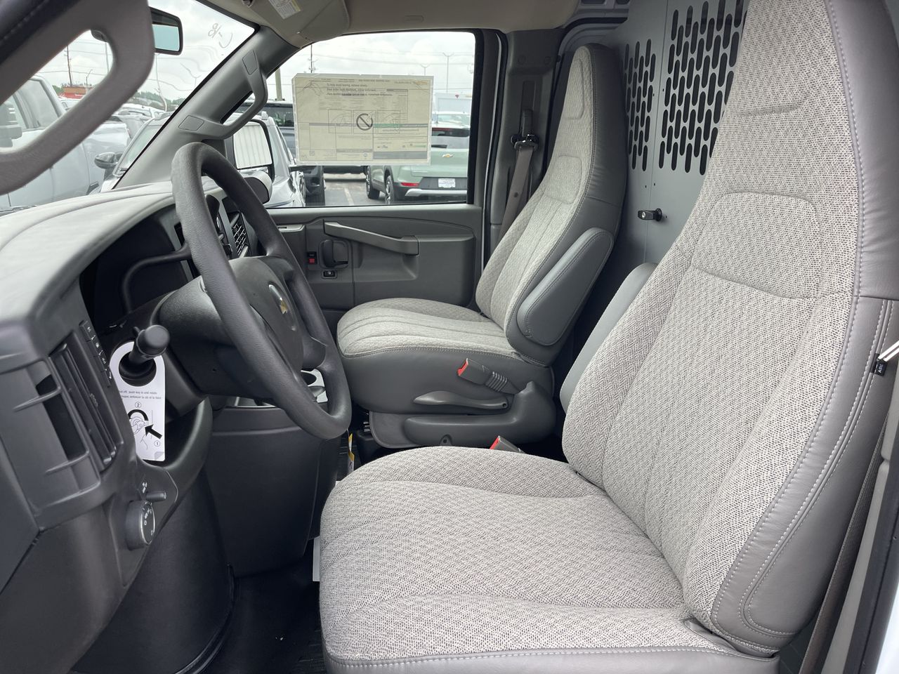 2025 Chevrolet Express Cargo 2500 WT