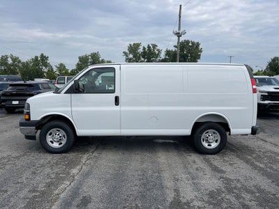 2025 Chevrolet Express Cargo WT