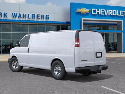 2025 Chevrolet Express Cargo 3500 WT