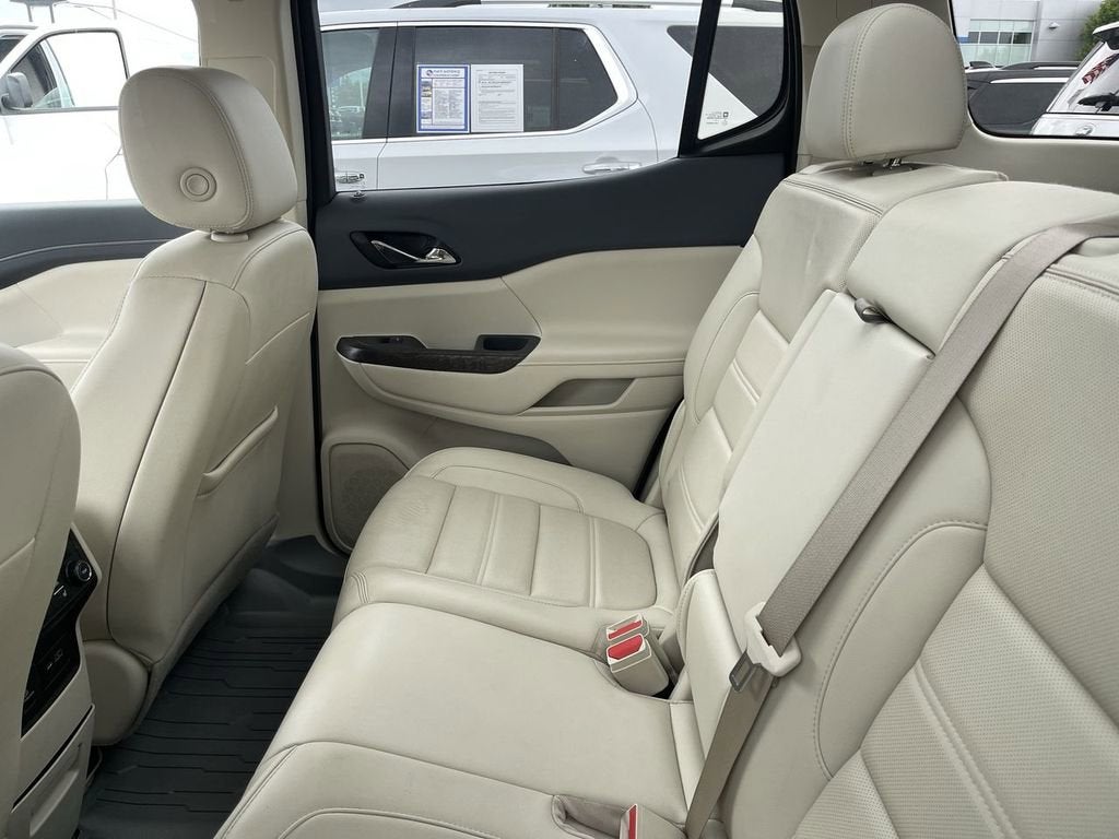 2022 GMC Acadia Denali