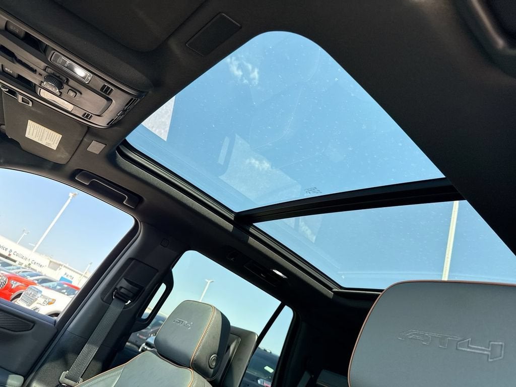 2025 GMC Yukon AT4