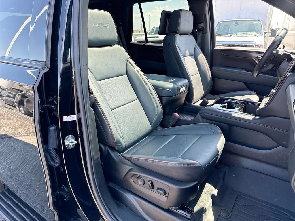 2025 GMC Yukon AT4