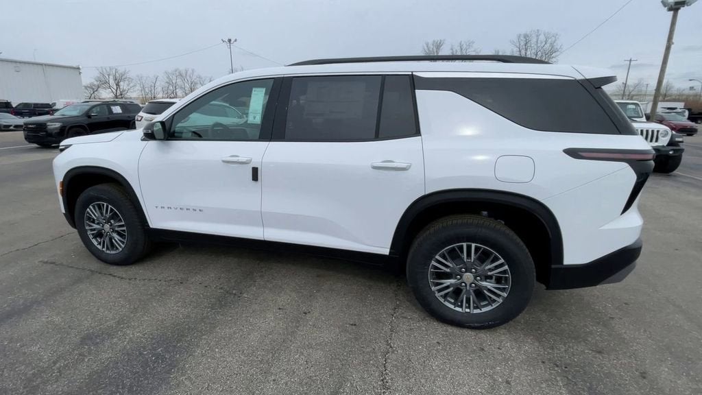 2026 Chevrolet Traverse LT
