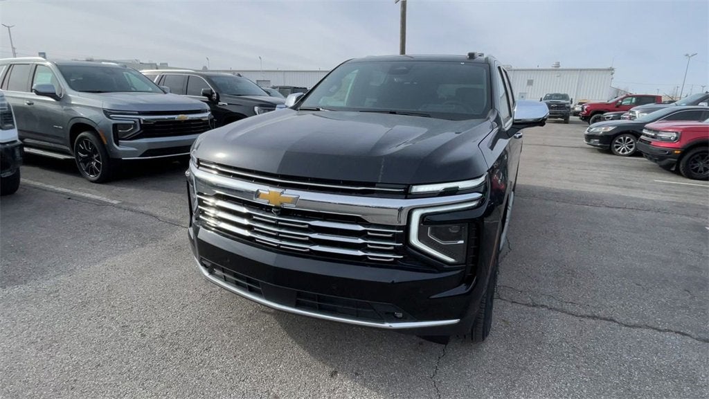 2025 Chevrolet Suburban Premier