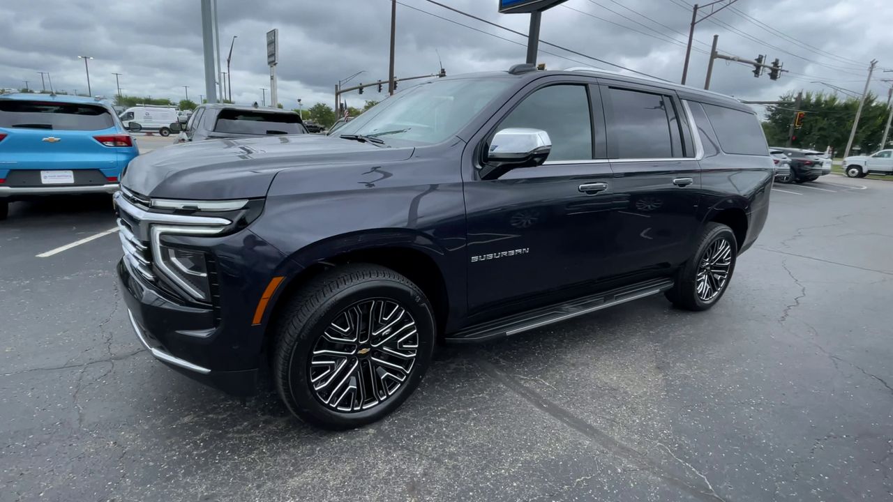 2025 Chevrolet Suburban Premier