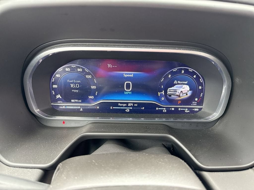 2023 Chevrolet Suburban LT