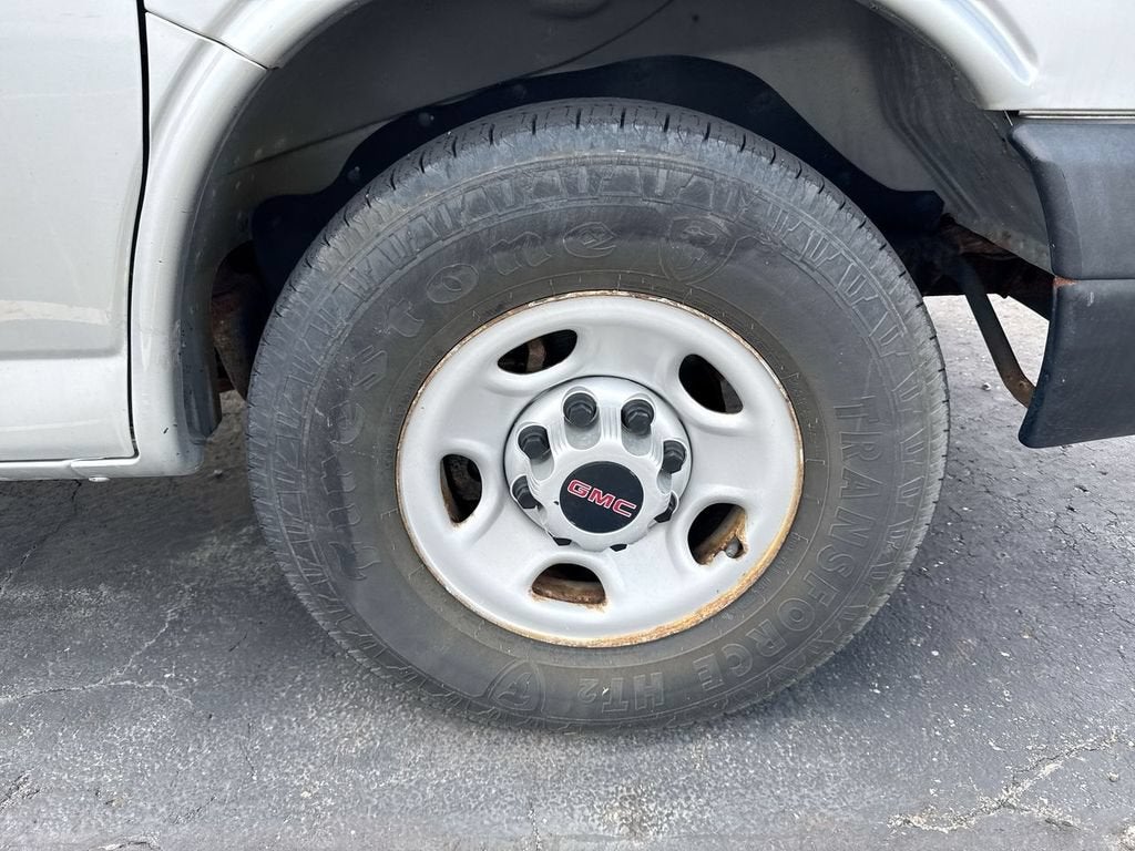 2016 GMC Savana Cargo 2500 2500 Regular Wheelbase Rear-Wheel Drive