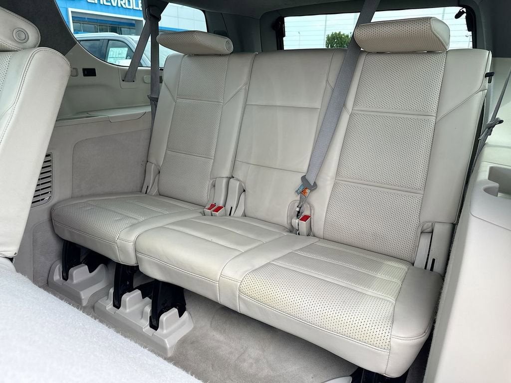 2022 Cadillac Escalade ESV Premium Luxury Platinum