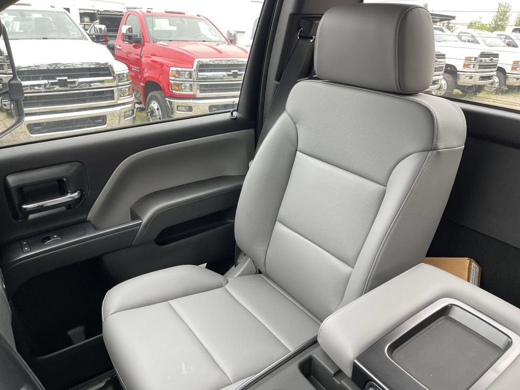 2024 Chevrolet Silverado 6500 HD Work Truck