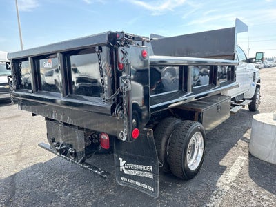 2022 Chevrolet Silverado 5500 HD Work Truck