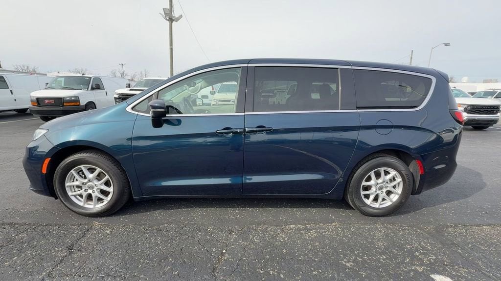 2023 Chrysler Pacifica Touring L