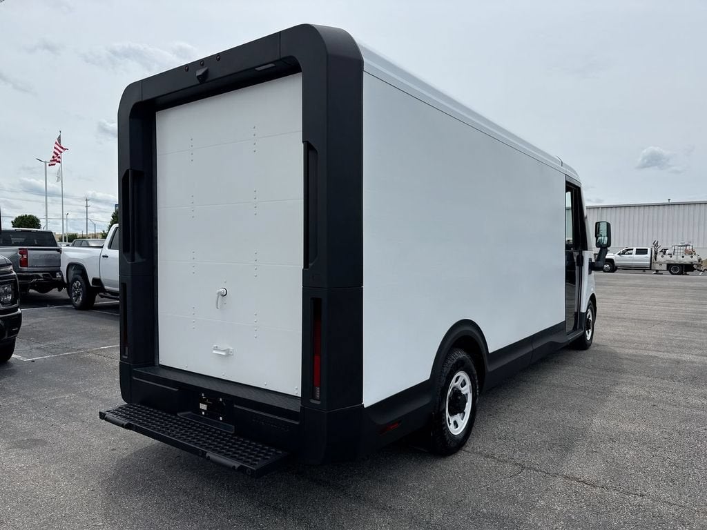 2024 BrightDrop Zevo 600 EJY
