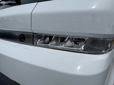 2024 BrightDrop Zevo 600 EJY