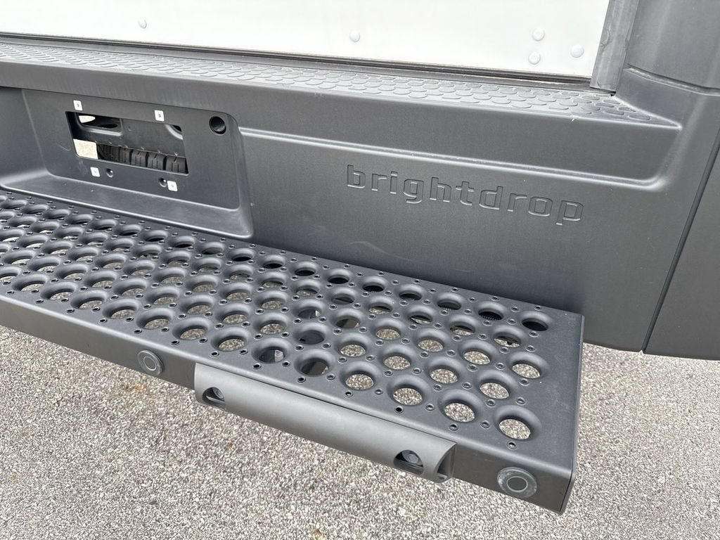 2024 BrightDrop Zevo 600 EJY