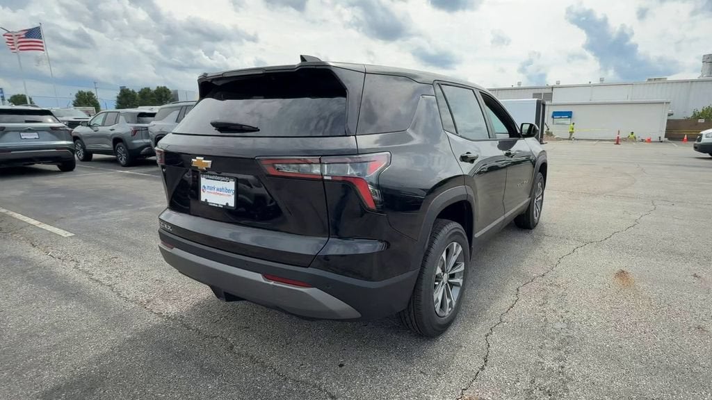 2026 Chevrolet Equinox LT - Photo 8