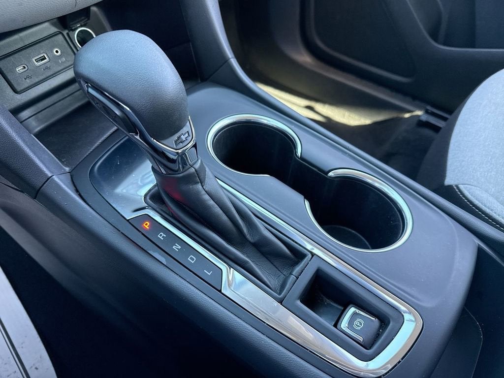 2022 Chevrolet Equinox LS - Photo 20