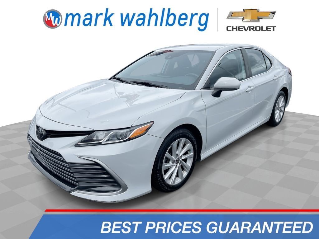 2022 Toyota Camry LE