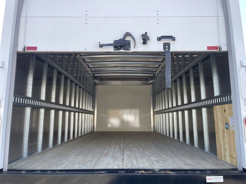 2024 Chevrolet Low Cab Forward 5500 XG 2WD Reg Cab 176