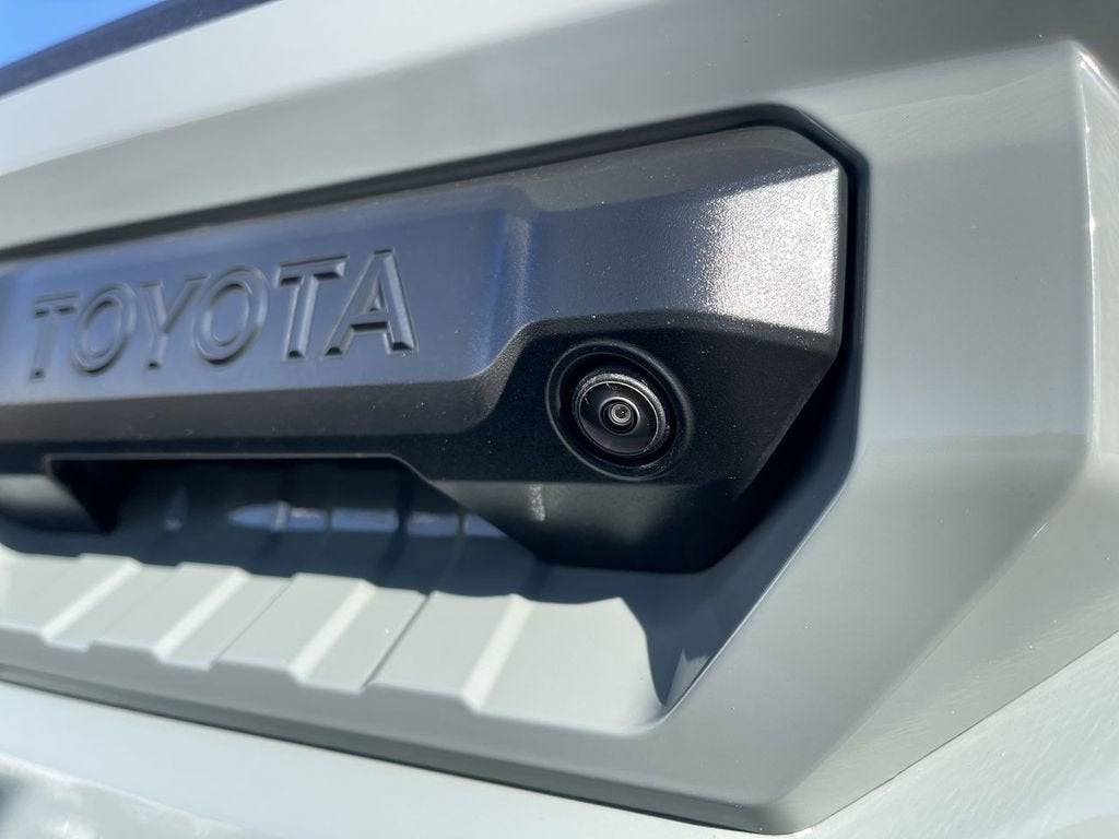 2024 Toyota Tundra 4WD SR5