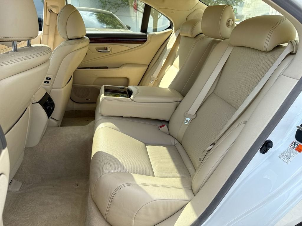 2015 Lexus LS 460 4dr Sdn AWD