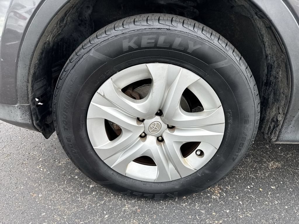 2013 Toyota RAV4 LE