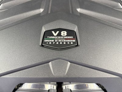 2025 Lamborghini Urus SE