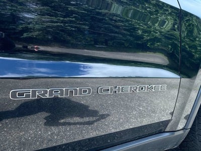 2020 Jeep Grand Cherokee Laredo
