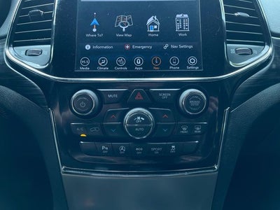 2020 Jeep Grand Cherokee Laredo