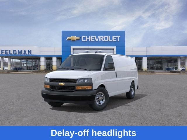 2025 Chevrolet Express Cargo WT