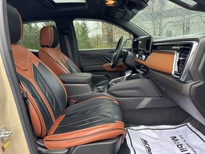 2023 GMC Canyon AT4