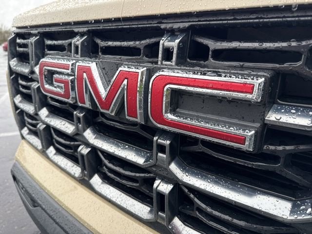 2023 GMC Canyon AT4