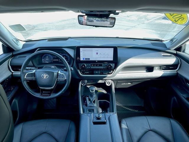 2025 Toyota Grand Highlander Platinum