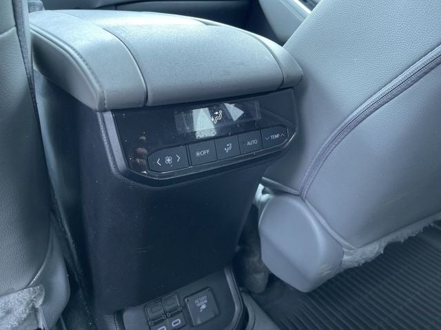 2023 Toyota Highlander Hybrid Limited