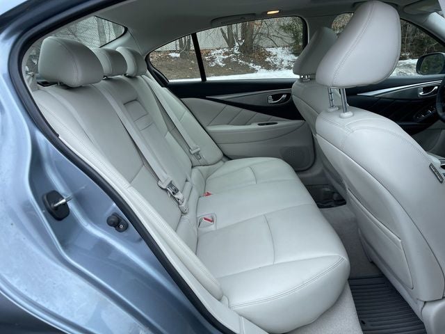 2015 INFINITI Q50 Premium