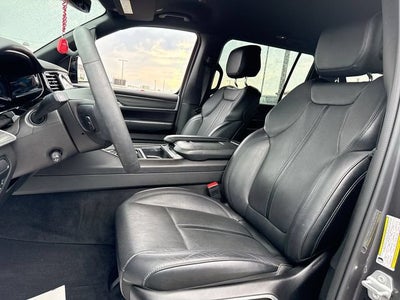 2023 Jeep Wagoneer Series III 4x4