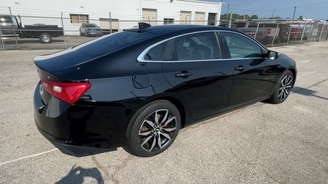 Used 2018 Chevrolet Malibu 1LT with VIN 1G1ZD5ST7JF252979 for sale in Worthington, OH
