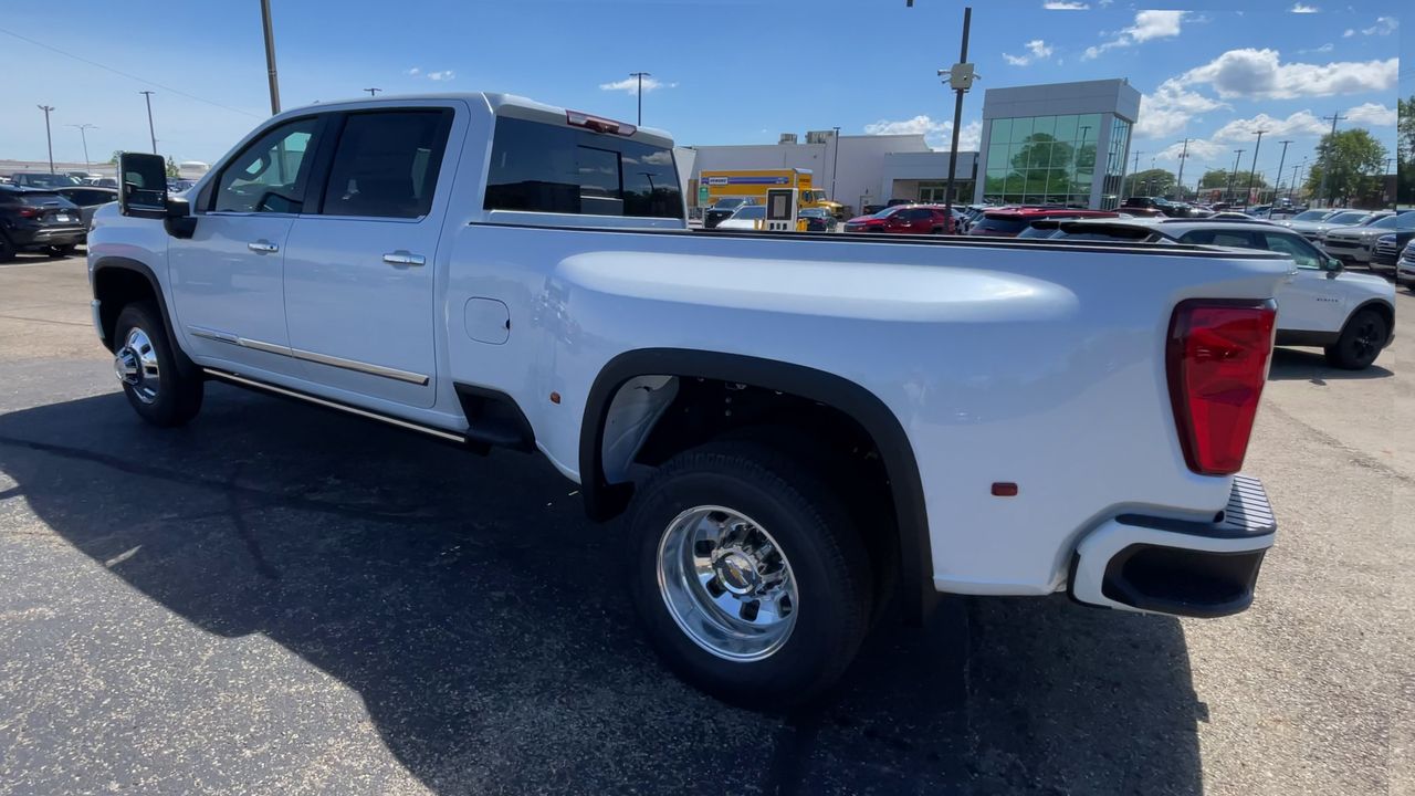 2026 Chevrolet Silverado 3500 HD High Country DRW