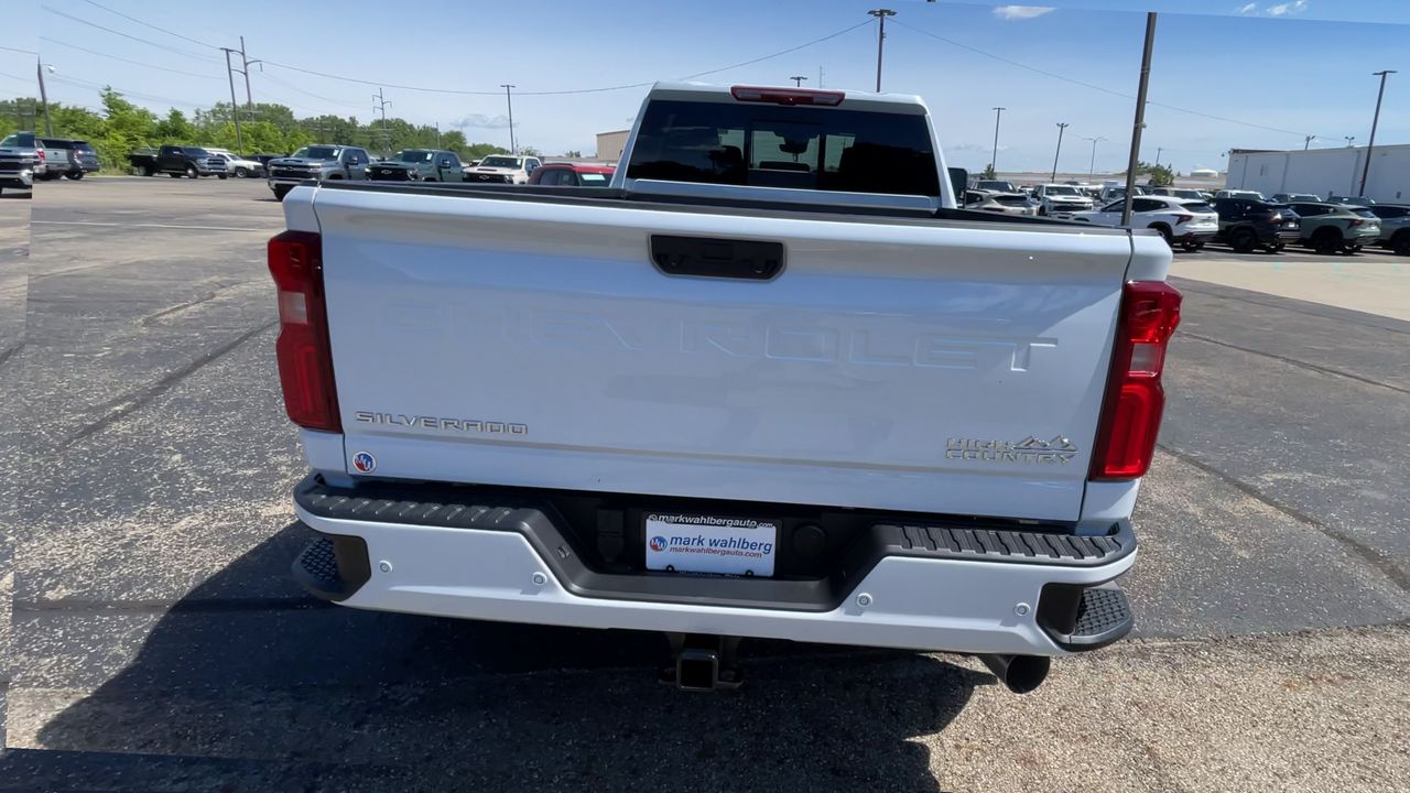 2026 Chevrolet Silverado 3500 HD High Country DRW