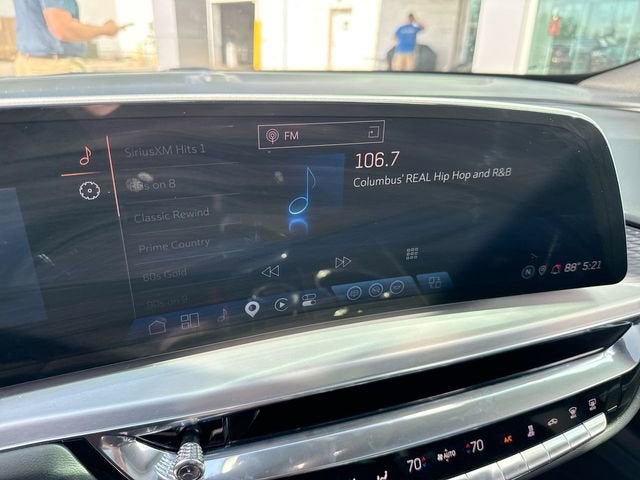 2024 Cadillac LYRIQ Sport 2