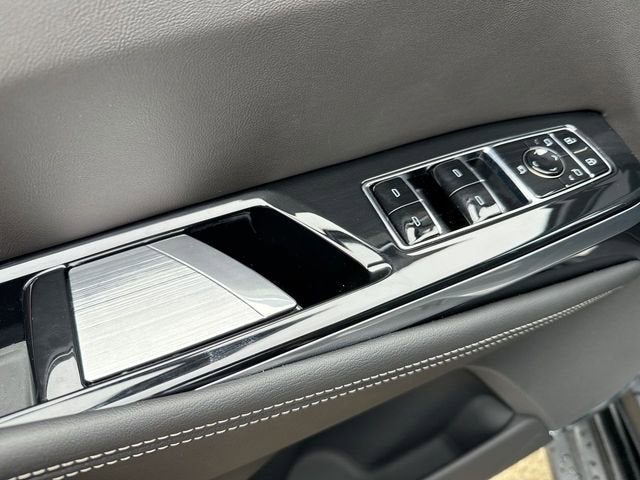 2025 Cadillac Escalade Premium Luxury