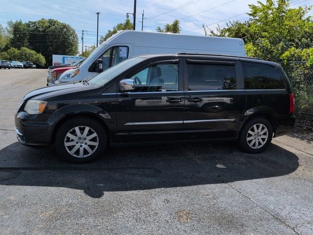 2011 Chrysler Town & Country Touring-L
