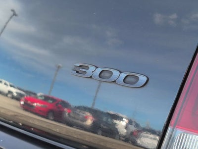 2022 Chrysler 300 Touring L