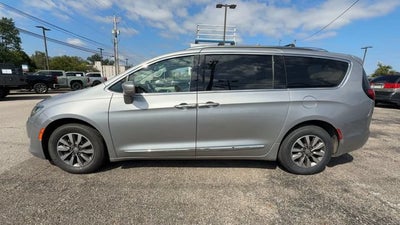 2020 Chrysler Pacifica Touring L Plus