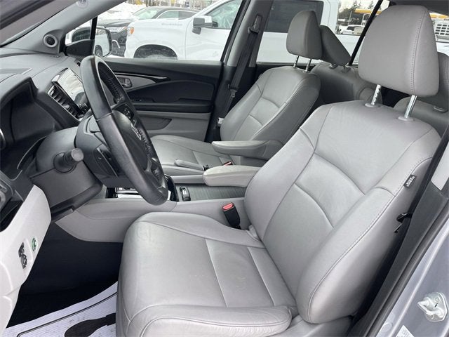 2022 Honda Pilot Touring 7-Passenger
