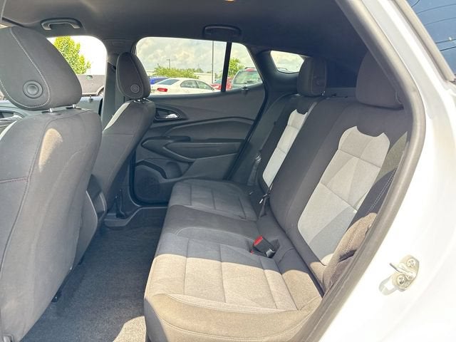 Photo 23
